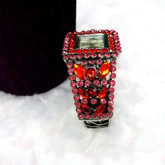 Figaro Couture Red Rhinestone Hinged Bangle Bracelet Watch - Picture 6 of 10